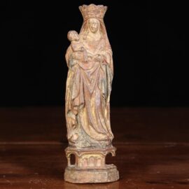 Soška Madony Foyenské Soška Madony Foyenské